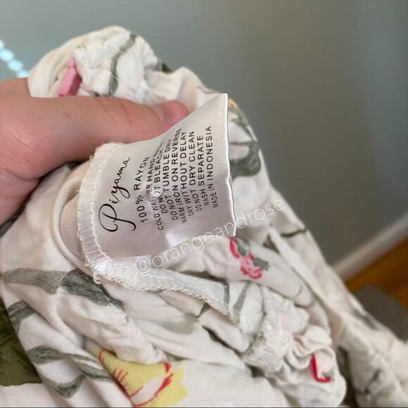 Piyama White Floral Sexy Wrap Front Tie Waist Romper Summer Vacation Small S - Picture 6 of 12